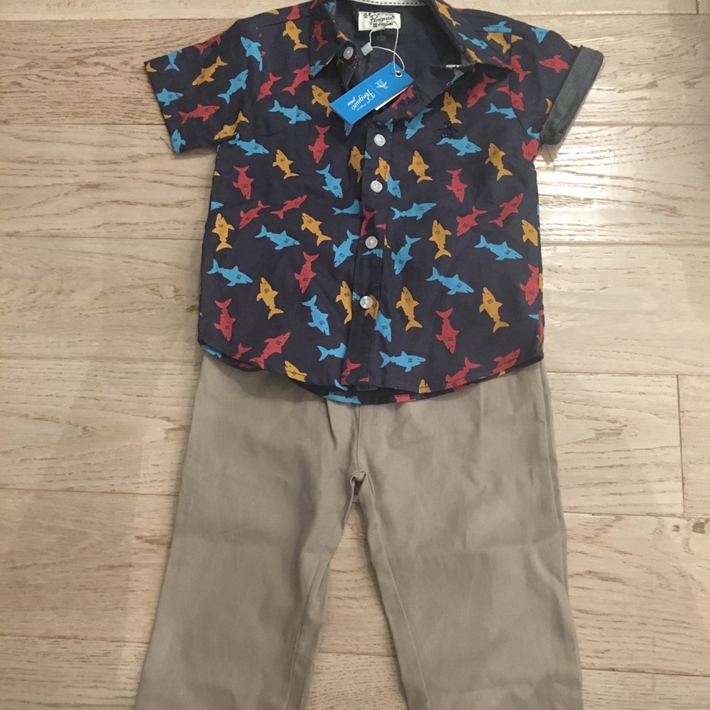Colorful shirt with matching khaki pants (2t)